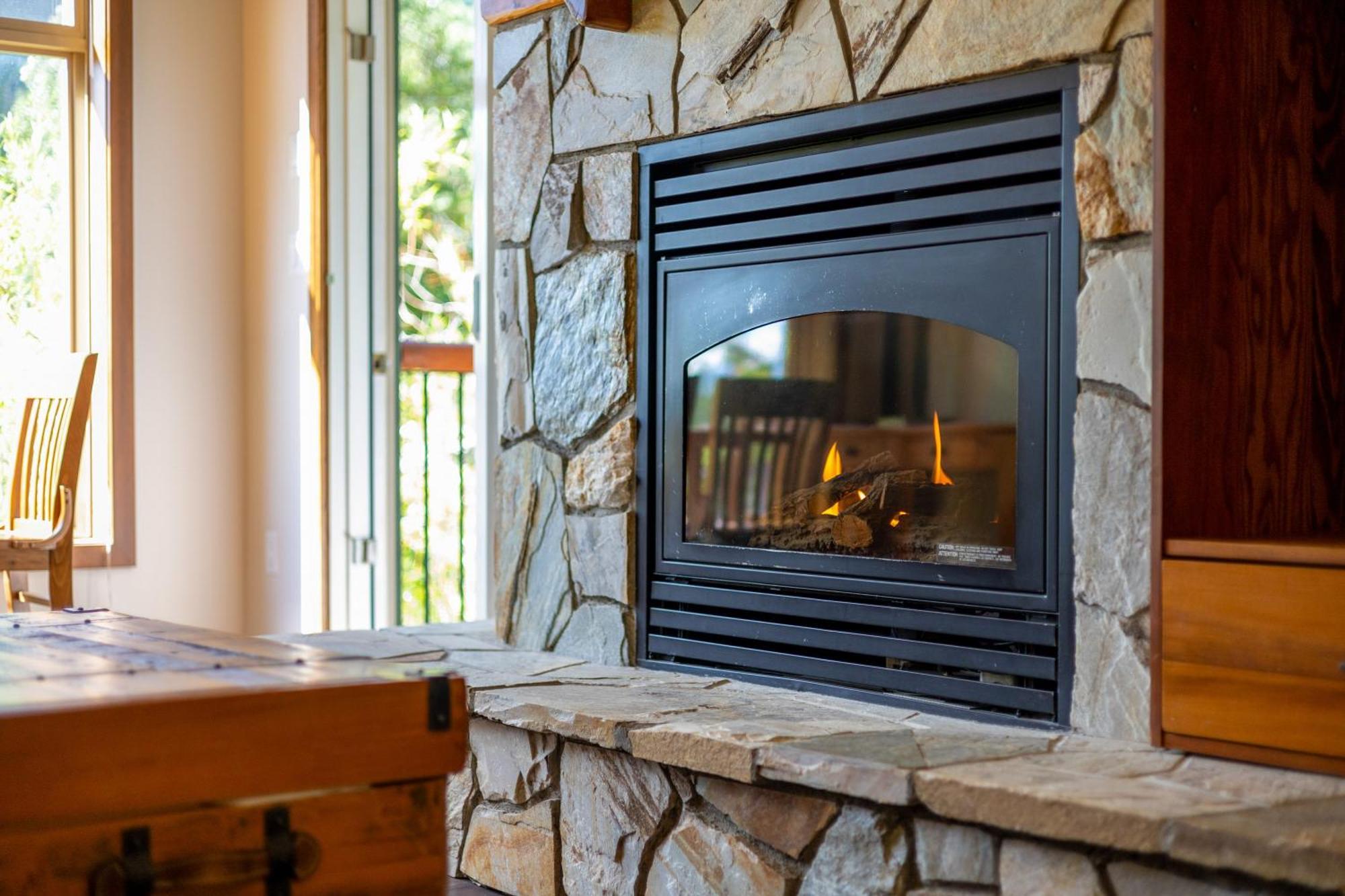 Snow Creek Lodge By Fernie Central Reservations エクステリア 写真