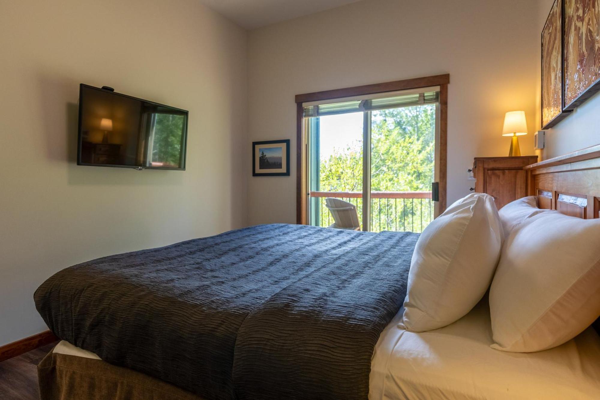 Snow Creek Lodge By Fernie Central Reservations エクステリア 写真