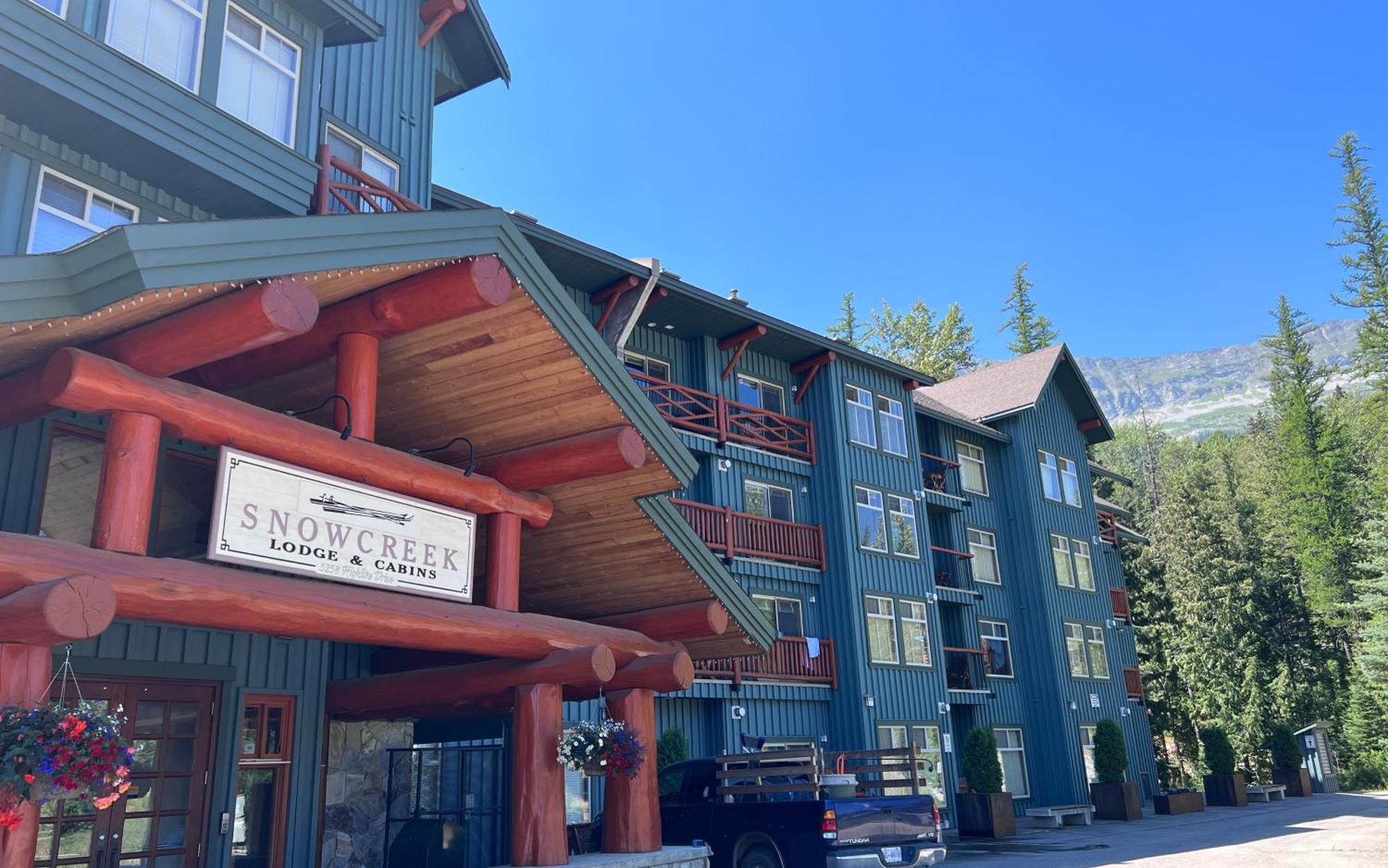 Snow Creek Lodge By Fernie Central Reservations エクステリア 写真