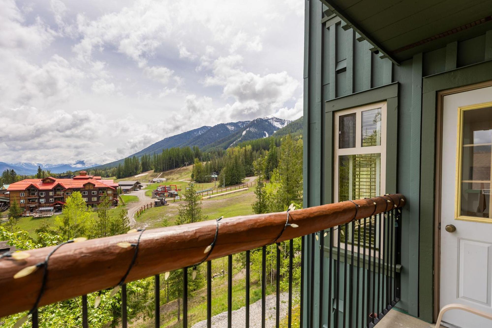 Snow Creek Lodge By Fernie Central Reservations エクステリア 写真