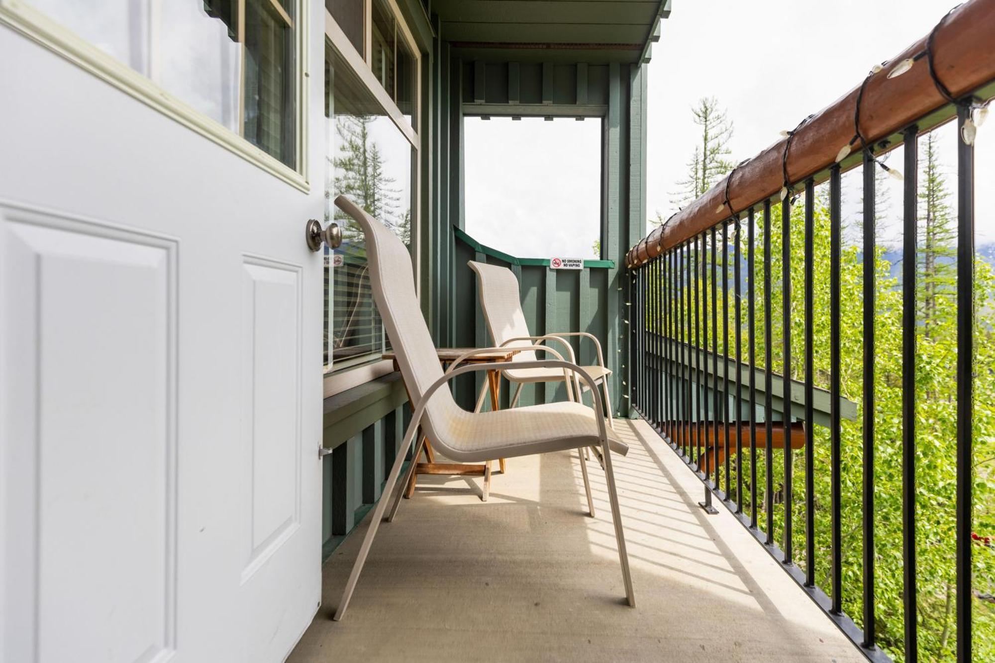 Snow Creek Lodge By Fernie Central Reservations エクステリア 写真